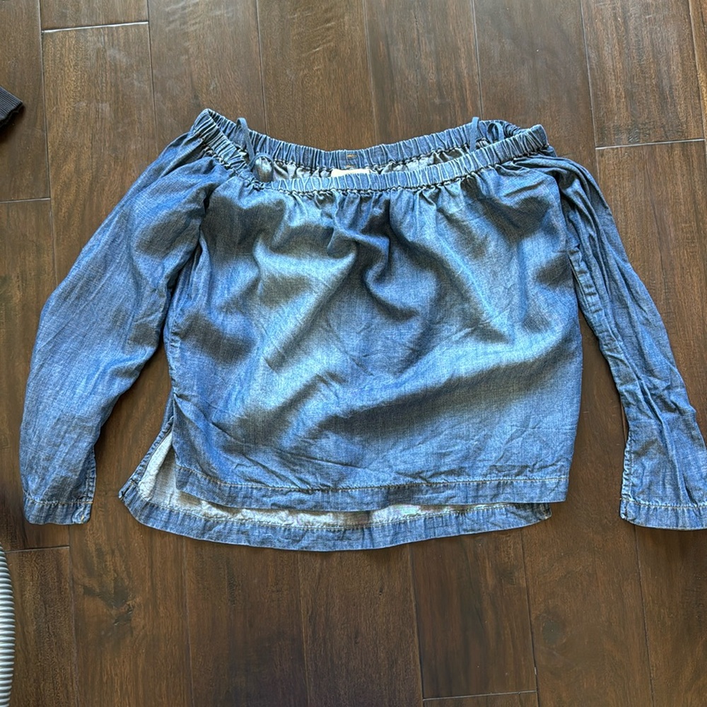 Anthropologie Cloth & Stone faux denim off the shoulder blouse size S